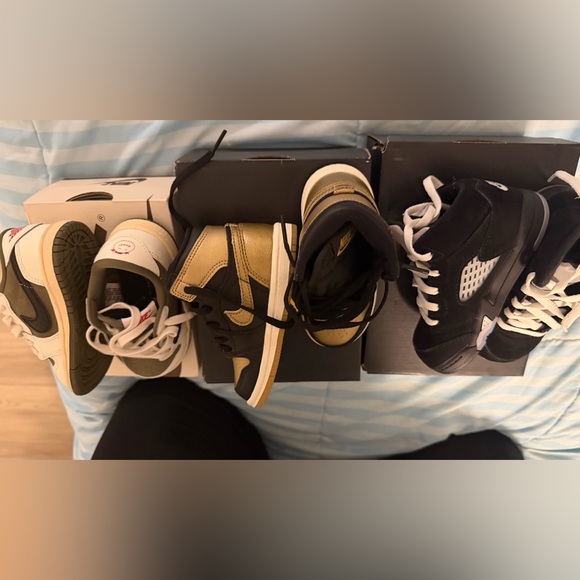 Toddler sneaker bundle size 7c - Picture 3 of 4